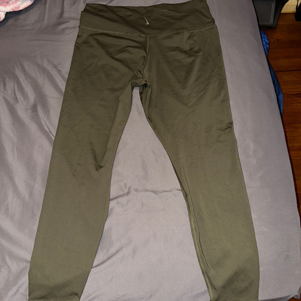 XL High Waist Nike Olive Leggings